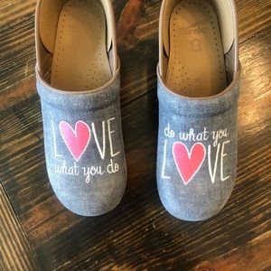 Dansko Twin Pro Clogs size 42